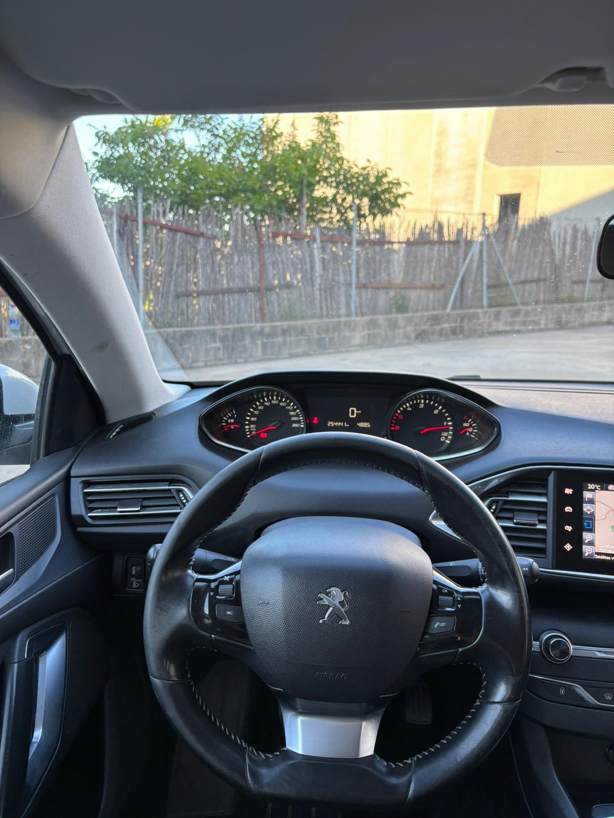 Peugeot 308 1.6 HDi 100 CV